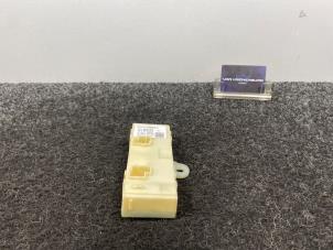 Gebruikte Module (diversen) Mercedes GLS AMG (X166) 5.5 63 AMG V8 32V 4-Matic Prijs € 140,00 Inclusief btw aangeboden door Van Kronenburg Engines