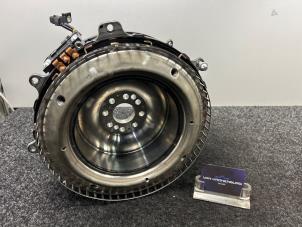 Nieuwe Dynamo Mercedes GLE (V167) 53 AMG EQ Boost 3.0 24V 4-Matic+ Prijs € 1.000,00 Inclusief btw aangeboden door Van Kronenburg Engines