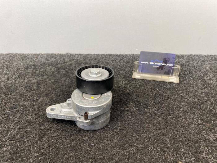Gebruikte Spanner multiriem Volkswagen Golf VIII (CD1) 2.0 TDI BlueMotion 16V Prijs € 9,95 Inclusief btw aangeboden door Van Kronenburg Engines