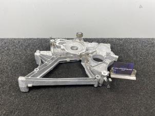 Gebruikte Dynamosteun boven Mercedes Sprinter 3,5t (906.63) 313 CDI 16V 4x4 Prijs € 75,00 Inclusief btw aangeboden door Van Kronenburg Engines