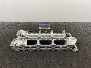 Gebruikte Nokkenashuis Mercedes E (W213) E-220d 2.0 Turbo 16V Prijs € 250,00 Inclusief btw aangeboden door Van Kronenburg Engines