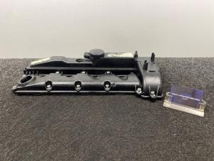 Gebruikte Kleppendeksel Mercedes E (W212) E-220 CDI 16V BlueEfficiency Prijs € 30,00 Inclusief btw aangeboden door Van Kronenburg Engines