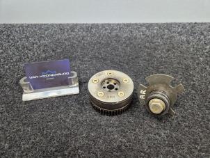 Gebruikte Nokkenas Verstelling Mercedes C (W204) 6.2 C-63 AMG V8 32V Prijs € 300,00 Inclusief btw aangeboden door Van Kronenburg Engines