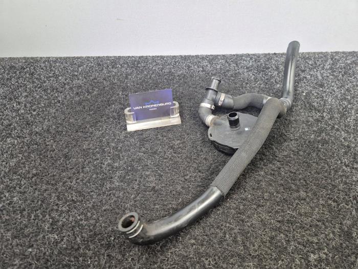Gebruikte Carterventilatie Audi A6 (C6) 4.2 V8 40V Quattro Prijs € 24,20 Inclusief btw aangeboden door Van Kronenburg Engines