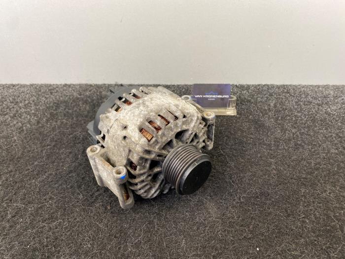 Gebruikte Dynamo Audi A5 (8T3) 3.2 FSI V6 24V Prijs € 39,95 Inclusief btw aangeboden door Van Kronenburg Engines