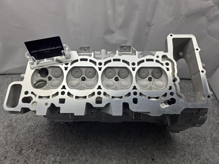 Cilinderkop van een Audi RS6