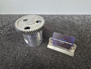 Nieuwe Oliepomp Mercedes Vito (639.6) 2.2 116 CDI 16V 4x4 Euro 5 Prijs € 181,50 Inclusief btw aangeboden door Van Kronenburg Engines