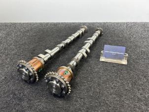 Gebruikte Nokkenas set Ferrari F430 4.3 V8 32V Prijs € 1.512,50 Inclusief btw aangeboden door Van Kronenburg Engines