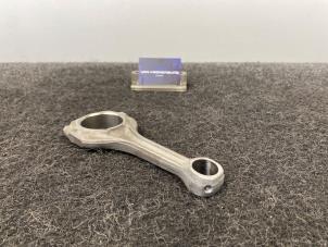 Gebruikte Drijfstang Honda S2000 (AP1) 2.0 16V VTEC Prijs op aanvraag aangeboden door Van Kronenburg Engines