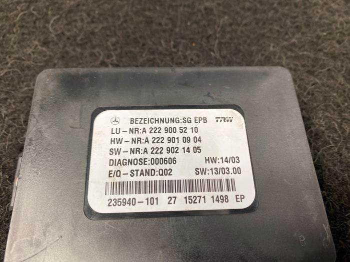 Handrem Module van een Mercedes-Benz S (C217) 4.7 S-500 32V 2016