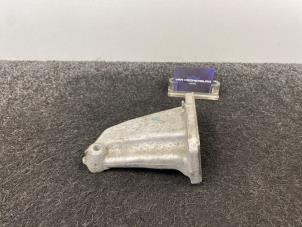 Gebruikte Motorsteun Mercedes CL AMG (215) 5.4 CL-55 AMG V8 24V Prijs € 49,95 Inclusief btw aangeboden door Van Kronenburg Engines