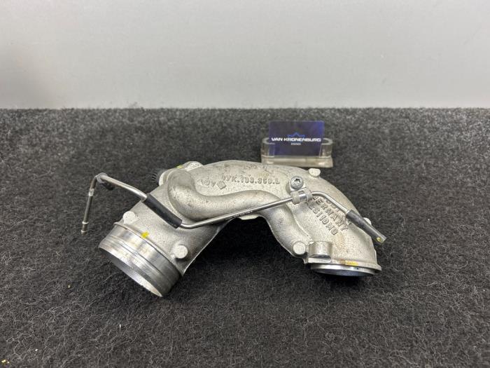 Gebruikte Intercooler Buis Audi RS 3 Sportback (8VA/8VF) 2.5 TFSI 20V Quattro Prijs € 48,00 Inclusief btw aangeboden door Van Kronenburg Engines