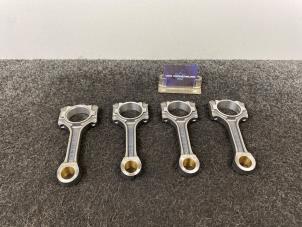 Gebruikte Drijfstang Chevrolet Cobalt Prijs op aanvraag aangeboden door Van Kronenburg Engines