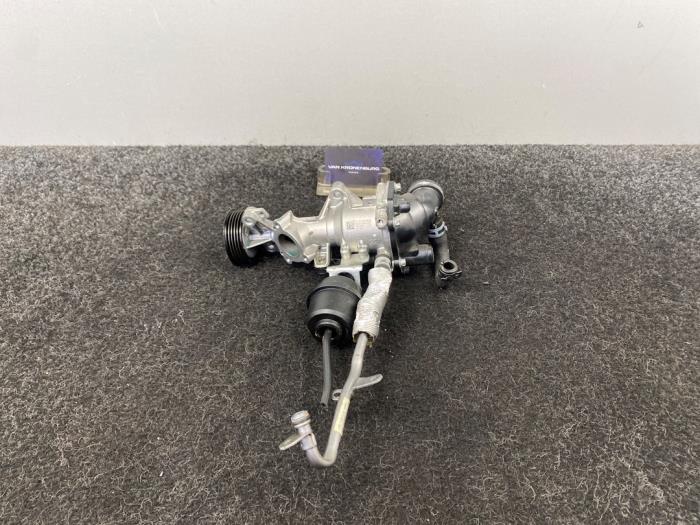 Waterpomp van een Mercedes-Benz A (W176) 1.6 A-160 16V 2018