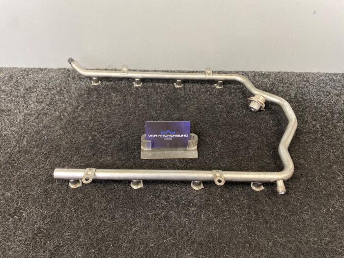 Gebruikte Injector brug Mercedes G AMG (463) 5.4 G 55 AMG V8 24V Prijs € 121,00 Inclusief btw aangeboden door Van Kronenburg Engines