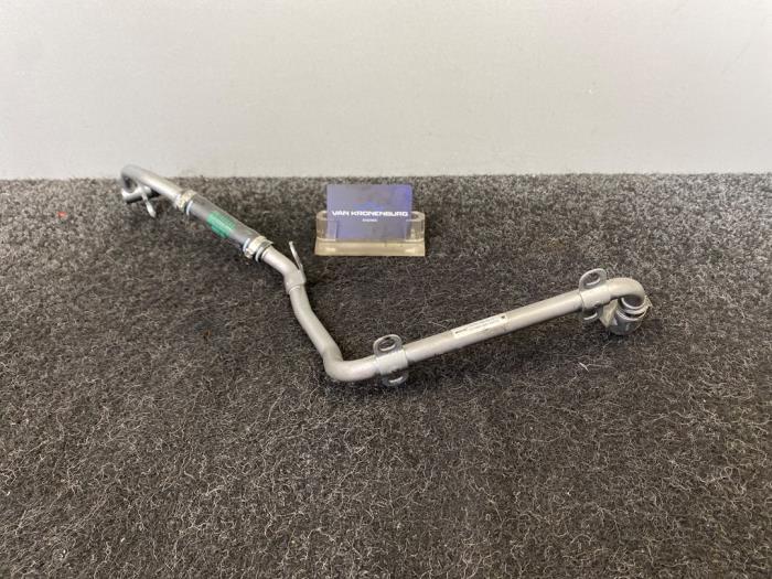 Gebruikte Waterpijp Mercedes A (W176) 2.0 A-45 AMG Turbo 16V 4-Matic Prijs € 74,95 Inclusief btw aangeboden door Van Kronenburg Engines