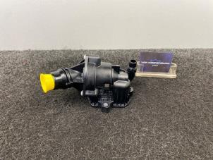 Nieuwe Thermostaathuis BMW 3 serie (G20) 320d xDrive 2.0 TwinPower Turbo 16V Prijs € 54,45 Inclusief btw aangeboden door Van Kronenburg Engines