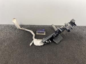 Gebruikte Waterpijp Mercedes A-Klasse AMG (W176) 2.0 A-45 AMG Turbo 16V 4-Matic Prijs € 49,95 Inclusief btw aangeboden door Van Kronenburg Engines