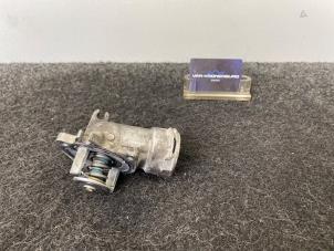 Gebruikte Thermostaat Mercedes ML II (164/4JG) 3.0 ML-320 CDI 4-Matic V6 24V Prijs € 30,25 Inclusief btw aangeboden door Van Kronenburg Engines
