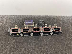 Gebruikte Inlaatspruitstuk Lamborghini Gallardo 5.2 V-10 40V FSI LP560-4 Prijs € 499,95 Inclusief btw aangeboden door Van Kronenburg Engines