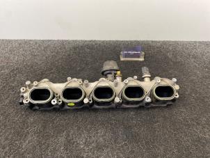 Gebruikte Inlaatspruitstuk Lamborghini Gallardo 5.2 V-10 40V FSI LP560-4 Prijs € 499,95 Inclusief btw aangeboden door Van Kronenburg Engines