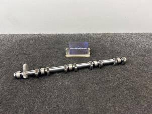 Gebruikte Nokkenas BMW 5 serie (F10) M5 V8 32V TwinPower Turbo Prijs € 302,50 Inclusief btw aangeboden door Van Kronenburg Engines
