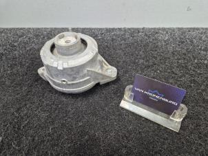 Gebruikte Motorsteun Mercedes C AMG (C205) 3.0 C-43 AMG V6 24V Turbo 4-Matic Prijs € 29,95 Inclusief btw aangeboden door Van Kronenburg Engines