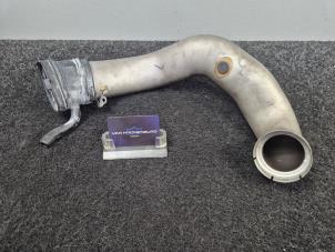 Gebruikte Intercooler Buis Mercedes E-Klasse AMG (W212) 5.5 E-63 S AMG V8 32V Prijs € 49,95 Inclusief btw aangeboden door Van Kronenburg Engines