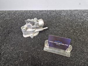 Gebruikte Thermostaathuis Mercedes C (W204) 2.2 C-200 CDI 16V Prijs € 40,00 Inclusief btw aangeboden door Van Kronenburg Engines