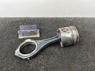 Gebruikte Zuiger Mercedes GLE (W166) 350d 3.0 V6 24V BlueTEC 4-Matic Prijs € 74,95 Inclusief btw aangeboden door Van Kronenburg Engines