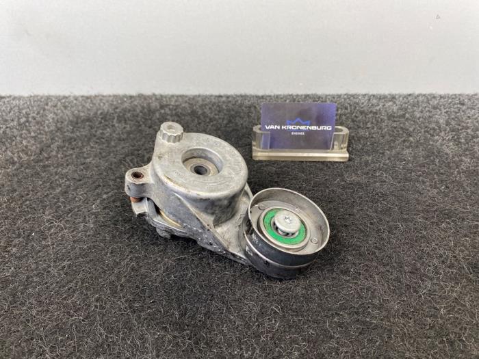Gebruikte Spanrol Multiriem Mercedes ML II (164/4JG) 3.0 ML-320 CDI 4-Matic V6 24V Prijs € 24,95 Inclusief btw aangeboden door Van Kronenburg Engines