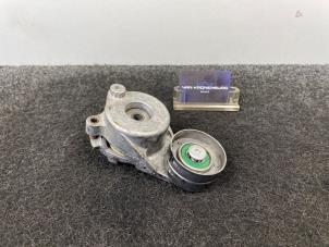 Gebruikte Spanrol Multiriem Mercedes ML II (164/4JG) 3.0 ML-320 CDI 4-Matic V6 24V Prijs € 24,95 Inclusief btw aangeboden door Van Kronenburg Engines