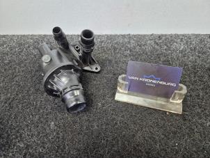 Gebruikte Thermostaathuis BMW 1 serie (F20) 114d 1.5 12V TwinPower Prijs € 60,50 Inclusief btw aangeboden door Van Kronenburg Engines