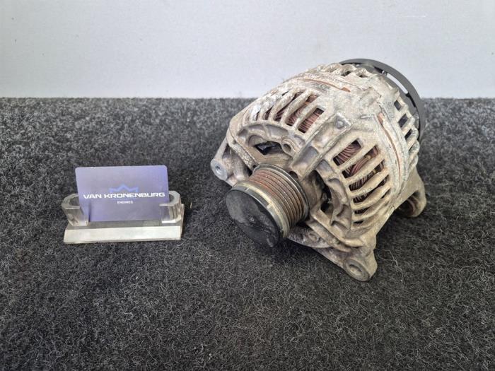 Gebruikte Dynamo Porsche 911 (996) 3.6 Carrera 4 24V Prijs € 69,95 Inclusief btw aangeboden door Van Kronenburg Engines