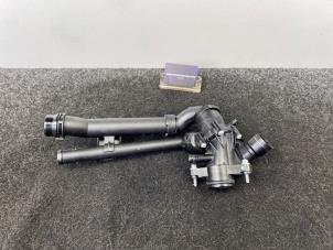 Gebruikte Thermostaat Mercedes C (W204) 1.6 C-180 16V BlueEfficiency Prijs € 34,94 Inclusief btw aangeboden door Van Kronenburg Engines