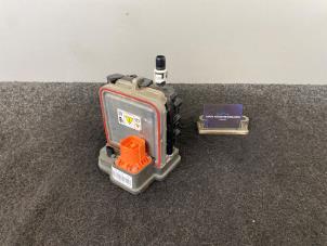 Gebruikte Omvormer Ford Kuga III (DFK) 2.5 FHEV 16V Prijs € 121,00 Inclusief btw aangeboden door Van Kronenburg Engines