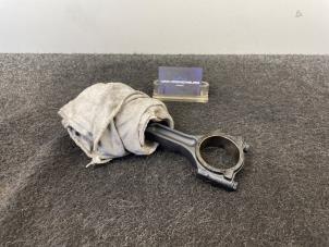 Gebruikte Drijfstang Opel Vivaro 1.6 CDTI BiTurbo 120 Prijs € 58,08 Inclusief btw aangeboden door Van Kronenburg Engines