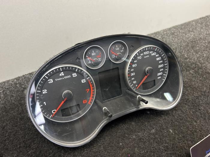 Kontaktslot + computer van een Audi A3 Sportback (8PA) 1.4 TFSI 16V