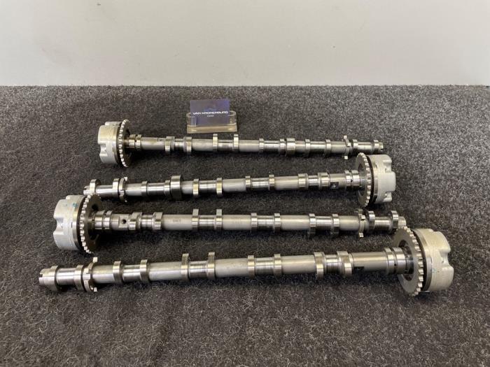 Nokkenas set van een Lamborghini Huracan 5.2 V10 LP 600-4 2021