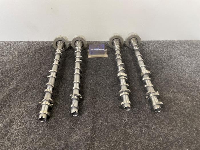 Nokkenas set van een Lamborghini Huracan 5.2 V10 LP 600-4 2021