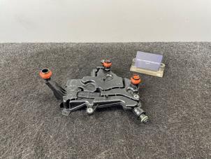 Gebruikte Carterventilatie Mercedes C-Klasse AMG (W205) C-63 AMG 4.0 V8 Biturbo Prijs € 175,00 Inclusief btw aangeboden door Van Kronenburg Engines