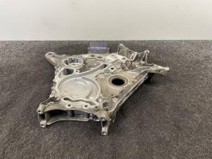 Gebruikte Distributiedeksel Mercedes C (W203) 2.5 C-230 V6 24V Prijs € 99,99 Inclusief btw aangeboden door Van Kronenburg Engines