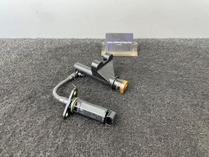 Gebruikte Oliepeil sensor Mercedes S (W220) 2.8 S-280 18V Prijs € 49,95 Inclusief btw aangeboden door Van Kronenburg Engines