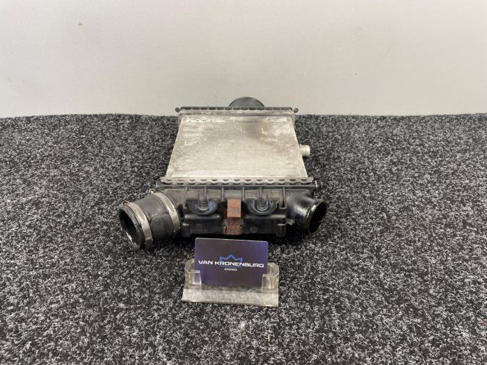 Gebruikte Intercooler Mercedes E (W213) E-400 3.5 V6 Turbo 4-Matic Prijs € 180,00 Inclusief btw aangeboden door Van Kronenburg Engines