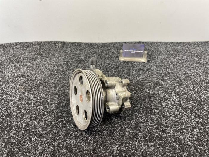 Gebruikte Servopomp Audi A4 Avant (B7) 2.0 TFSI 20V Quattro Prijs € 40,00 Inclusief btw aangeboden door Van Kronenburg Engines