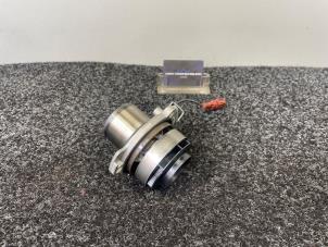 Nieuwe Waterpomp Volkswagen Golf VII (AUA) 2.0 GTD 16V Prijs € 60,50 Inclusief btw aangeboden door Van Kronenburg Engines