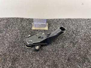 Gebruikte Olie aanzuigbuis Mercedes Vito (447.6) 2.0 116 CDI 16V Prijs € 49,95 Inclusief btw aangeboden door Van Kronenburg Engines