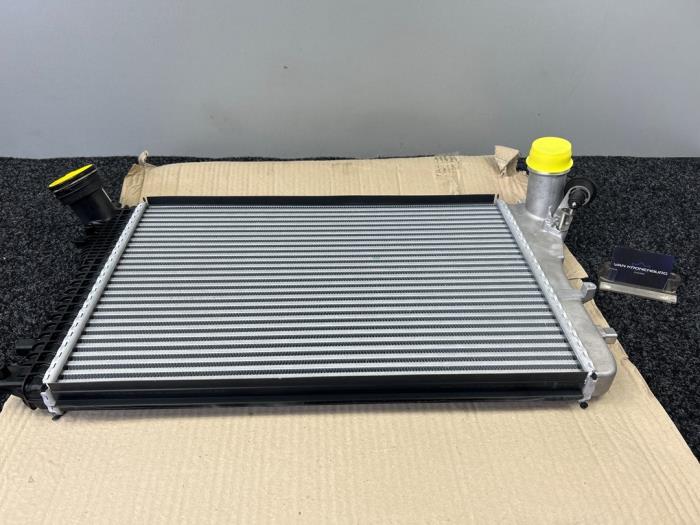 Nieuwe Radiateur Volkswagen Touran (1T3) 1.4 16V TSI EcoFuel Prijs € 150,00 Inclusief btw aangeboden door Van Kronenburg Engines