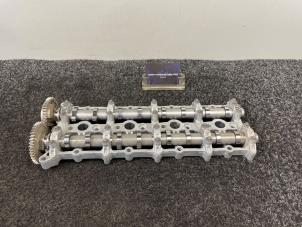 Gebruikte Nokkenashuis BMW 3 serie (F30) 320d 2.0 16V EfficientDynamicsEdition Prijs € 275,00 Inclusief btw aangeboden door Van Kronenburg Engines