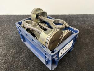 Gebruikte Zuiger BMW 6 serie (E64) 645 Ci 4.4 V8 32V Prijs € 60,00 Inclusief btw aangeboden door Van Kronenburg Engines